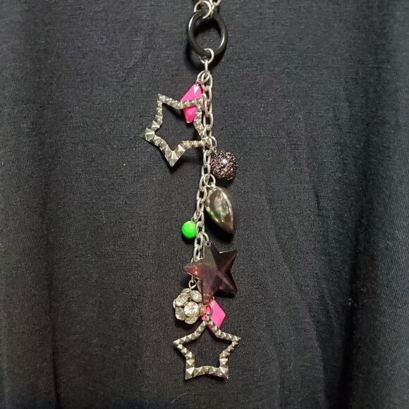 Emo Star & Heart Necklace - Picture 3 of 4